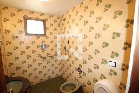 Apartamento à venda com 330m², 4 quartos e 4 vagasBanheiro 2