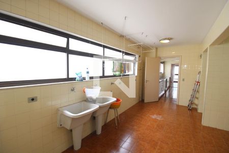 Apartamento à venda com 330m², 4 quartos e 4 vagasÁrea de Serviço