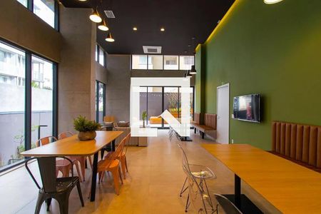 Studio à venda com 26m², 1 quarto e sem vagaÁrea comum - Salão de festas