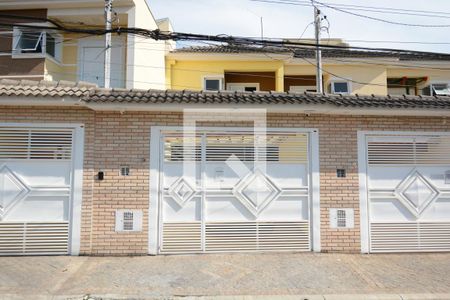 Casa à venda com 85m², 3 quartos e 1 vagaFachada