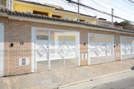 Casa à venda com 85m², 3 quartos e 1 vagaFachada
