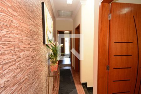 Casa à venda com 85m², 3 quartos e 1 vagaCorredor