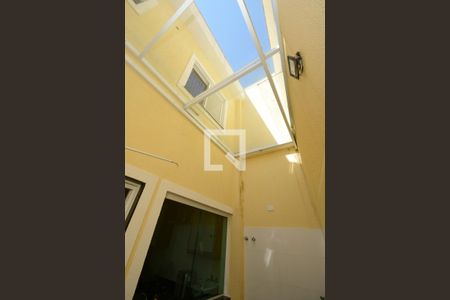 Casa à venda com 85m², 3 quartos e 1 vagaÁrea de Serviço