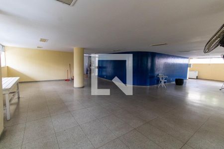 Apartamento à venda com 90m², 3 quartos e sem vagaÁrea comum