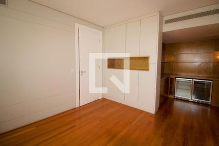 Apartamento à venda com 420m², 3 quartos e 3 vagas Apartamento à venda com 420m², 3 quartos e 3 vagasSala de almoço