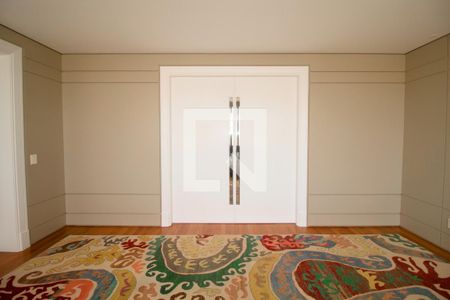 Apartamento à venda com 420m², 3 quartos e 3 vagas Apartamento à venda com 420m², 3 quartos e 3 vagasSala de Jantar