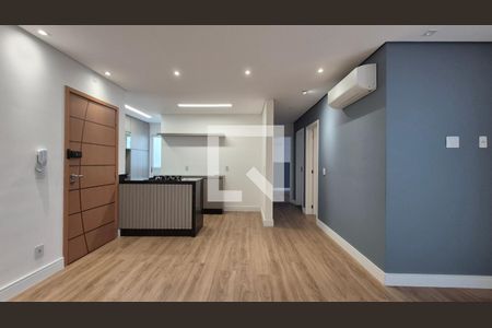 Sala de apartamento para alugar com 3 quartos, 70m² em Jardim, Santo André
