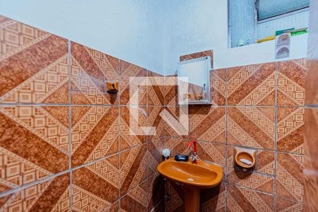 Casa à venda com 150m², 3 quartos e 3 vagas Casa à venda com 150m², 3 quartos e 3 vagasBanheiro