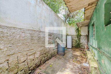 Casa à venda com 150m², 3 quartos e 3 vagas Casa à venda com 150m², 3 quartos e 3 vagasÁrea externa