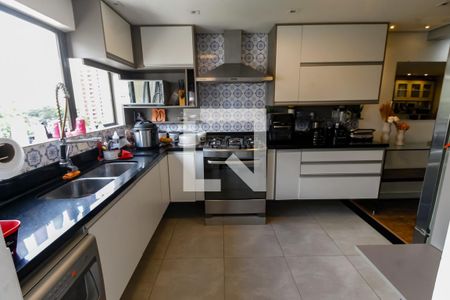 Apartamento à venda com 140m², 3 quartos e 2 vagasCozinha - Armários