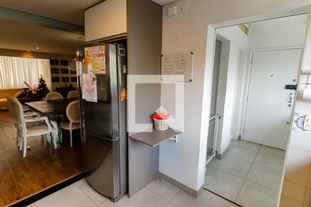 Apartamento à venda com 140m², 3 quartos e 2 vagasCozinha - Armários