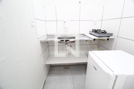 Banheiro de kitnet/studio para alugar com 1 quarto, 30m² em Martins, Uberlândia
