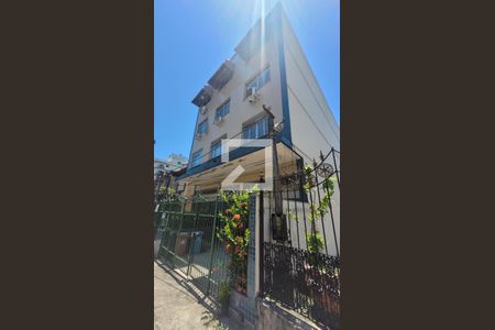 Apartamento à venda com 80m², 2 quartos e 1 vagaFachada