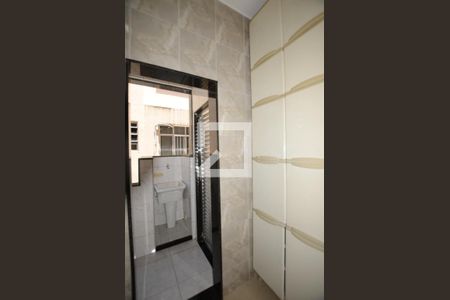 Apartamento à venda com 80m², 2 quartos e 1 vagaDispensa