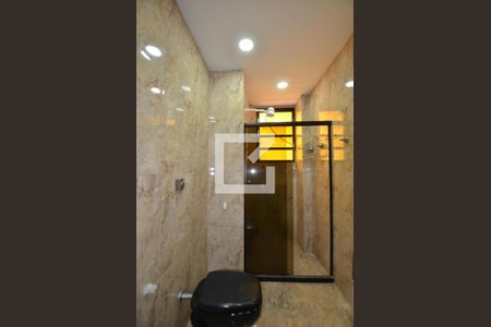 Apartamento à venda com 80m², 2 quartos e 1 vagaBanheiro Social