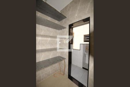 Apartamento à venda com 80m², 2 quartos e 1 vagaDispensa