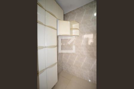 Apartamento à venda com 80m², 2 quartos e 1 vagaDispensa