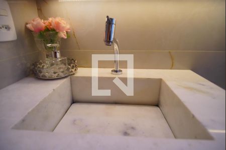 Apartamento para alugar com 48m², 2 quartos e 1 vagaDetalhe do banheiro