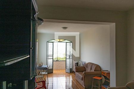 Apartamento para alugar com 75m², 3 quartos e 1 vaga Apartamento para alugar com 75m², 3 quartos e 1 vagaSala