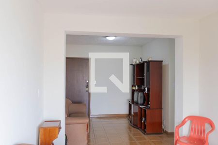 Apartamento para alugar com 75m², 3 quartos e 1 vaga Apartamento para alugar com 75m², 3 quartos e 1 vagaSala