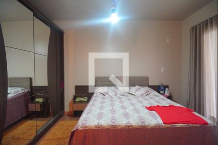 Casa à venda com 343m², 5 quartos e 5 vagasSuíte