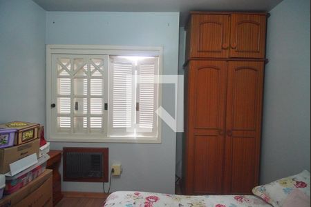 Casa à venda com 343m², 5 quartos e 5 vagasQuarto 2