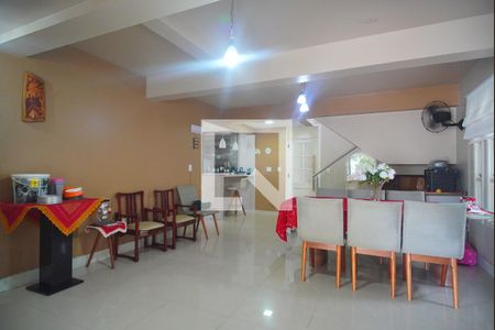 Casa à venda com 343m², 5 quartos e 5 vagasSala de Jantar