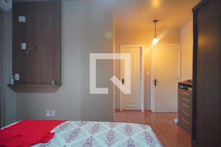 Casa à venda com 343m², 5 quartos e 5 vagasSuíte