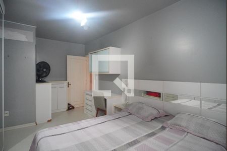 Casa à venda com 343m², 5 quartos e 5 vagasQuarto 1