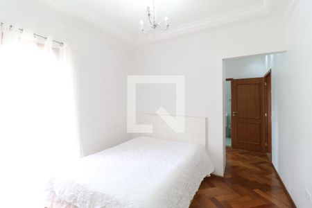 Casa para alugar com 450m², 4 quartos e 4 vagas Casa para alugar com 450m², 4 quartos e 4 vagasSuíte 2