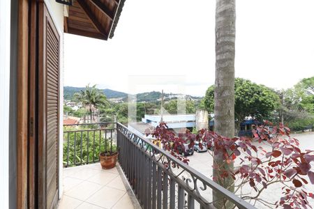 Casa para alugar com 450m², 4 quartos e 4 vagas Casa para alugar com 450m², 4 quartos e 4 vagasVaranda Suíte 2