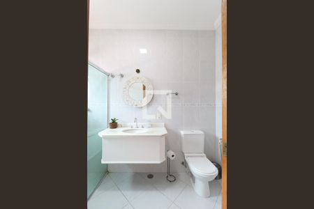 Casa para alugar com 450m², 4 quartos e 4 vagas Casa para alugar com 450m², 4 quartos e 4 vagasBanheiro Suíte 2