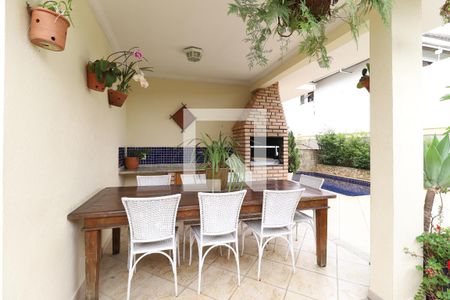 Casa para alugar com 450m², 4 quartos e 4 vagas Casa para alugar com 450m², 4 quartos e 4 vagasQuintal