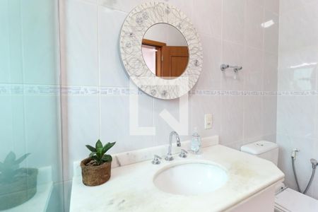 Casa para alugar com 450m², 4 quartos e 4 vagas Casa para alugar com 450m², 4 quartos e 4 vagasBanheiro Suíte 2