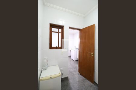 Casa para alugar com 450m², 4 quartos e 4 vagas Casa para alugar com 450m², 4 quartos e 4 vagasQuarto de serviço