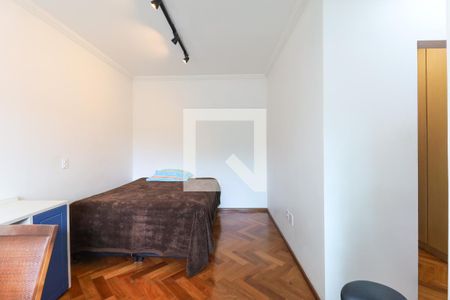 Casa para alugar com 450m², 4 quartos e 4 vagas Casa para alugar com 450m², 4 quartos e 4 vagasQuarto 2