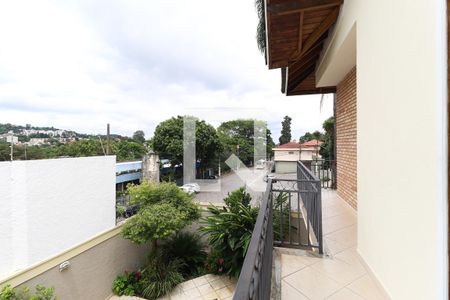 Casa para alugar com 450m², 4 quartos e 4 vagas Casa para alugar com 450m², 4 quartos e 4 vagasVaranda Suíte 1
