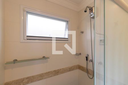 Casa de condomínio à venda com 360m², 4 quartos e 4 vagas Casa de condomínio à venda com 360m², 4 quartos e 4 vagasLavabo