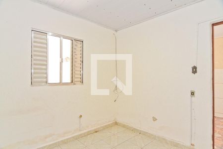 Casa à venda com 130m², 2 quartos e sem vaga Casa à venda com 130m², 2 quartos e sem vagaEdícula