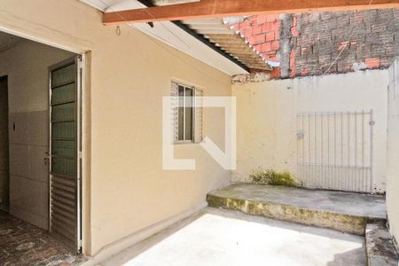 Casa à venda com 130m², 2 quartos e sem vaga Casa à venda com 130m², 2 quartos e sem vagaEdícula - área de serviço