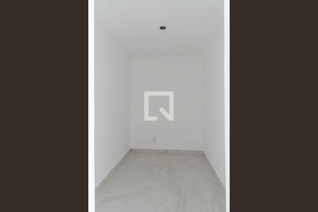 Casa à venda com 162m², 2 quartos e 2 vagasCloset da suíte