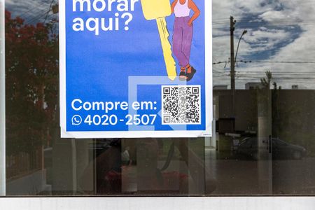 Casa à venda com 97m², 3 quartos e 2 vagas Casa à venda com 97m², 3 quartos e 2 vagasPlaquinha
