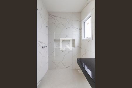 Casa à venda com 97m², 3 quartos e 2 vagas Casa à venda com 97m², 3 quartos e 2 vagasBanheiro da Suíte