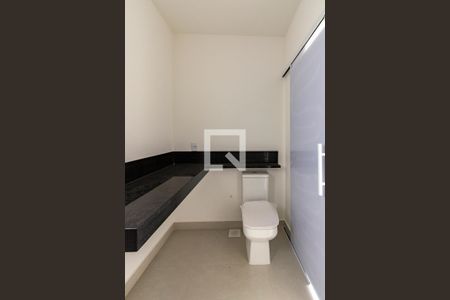 Casa à venda com 97m², 3 quartos e 2 vagas Casa à venda com 97m², 3 quartos e 2 vagasBanheiro da Suíte