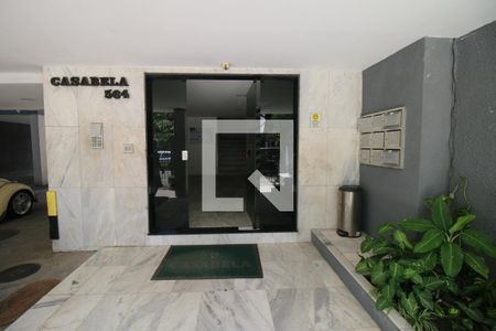 Apartamento para alugar com 90m², 2 quartos e 1 vagaFachada e portaria