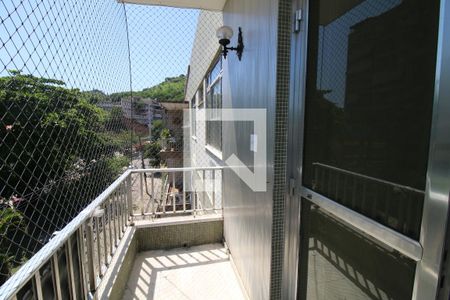 Apartamento para alugar com 90m², 2 quartos e 1 vagaVaranda