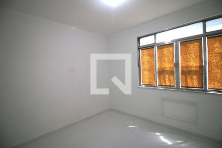 Quarto 1 de apartamento para alugar com 2 quartos, 90m² em Vila Kosmos, Rio de Janeiro