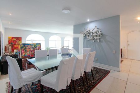 Apartamento à venda com 290m², 4 quartos e 3 vagasSala