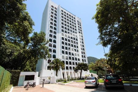 Apartamento à venda com 290m², 4 quartos e 3 vagasFachada