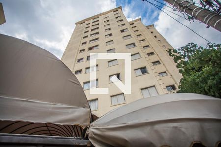 Apartamento para alugar com 57m², 2 quartos e 1 vagaFachada